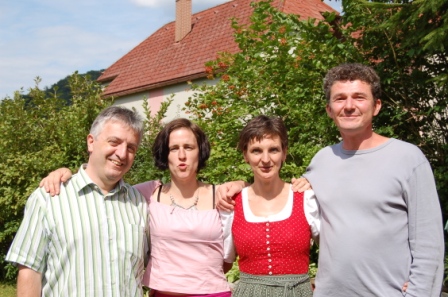 http://www.hildegard-kraeuter-garten.at/media/Eroeffnungsfest 2009/eroeffnung10.JPG